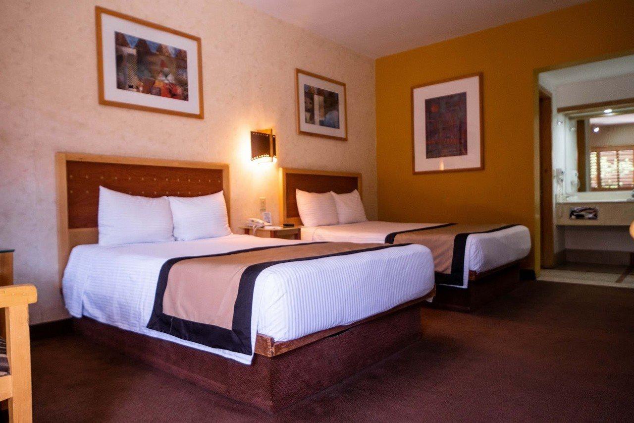 Hotel Colonial Мехикали Екстериор снимка