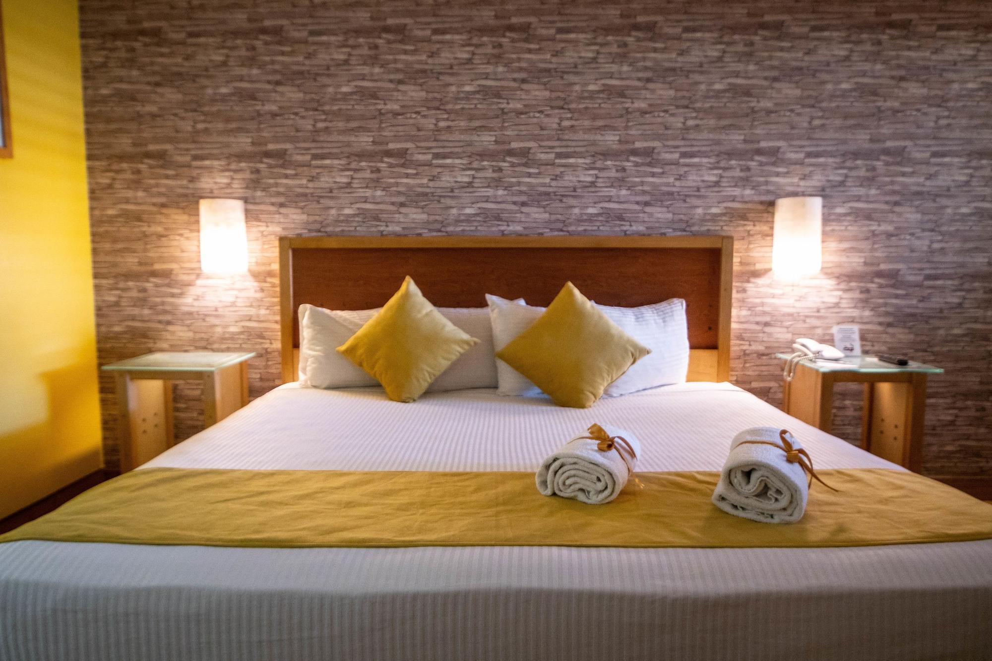 Hotel Colonial Мехикали Екстериор снимка
