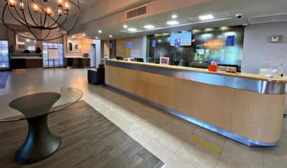 Hotel Colonial Мехикали Екстериор снимка