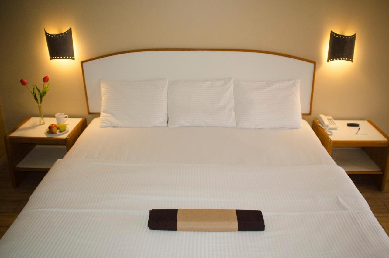 Hotel Colonial Мехикали Екстериор снимка
